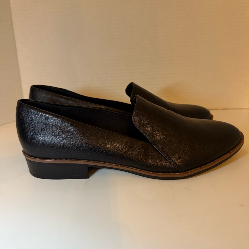 Indigo rd Black Leather Loafers women 9